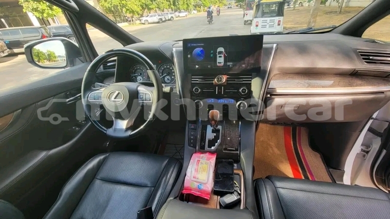 Big with watermark toyota alphard phnom penh phnom penh 9875