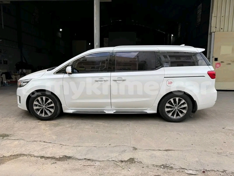 Big with watermark kia carnival svay rieng province bavet 9877