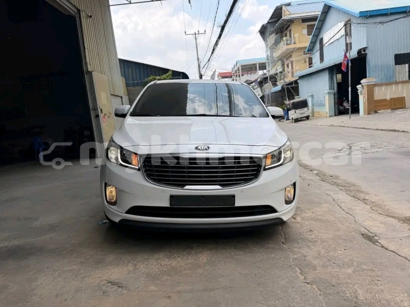Big with watermark kia carnival svay rieng province bavet 9877