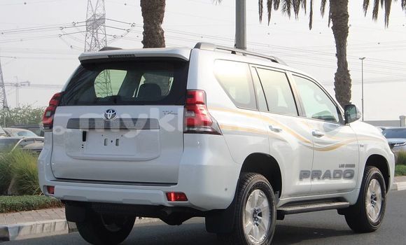 Buy Used Toyota Land Cruiser Prado White Car in Phnom Penh in Phnom Penh Buy Used Toyota Land Cruiser Prado White Car in Phnom Penh in Phnom Penh