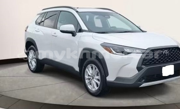 Buy Used Toyota Corolla Cross White Car in Banteay Meanchey in Banteay Meanchey Province