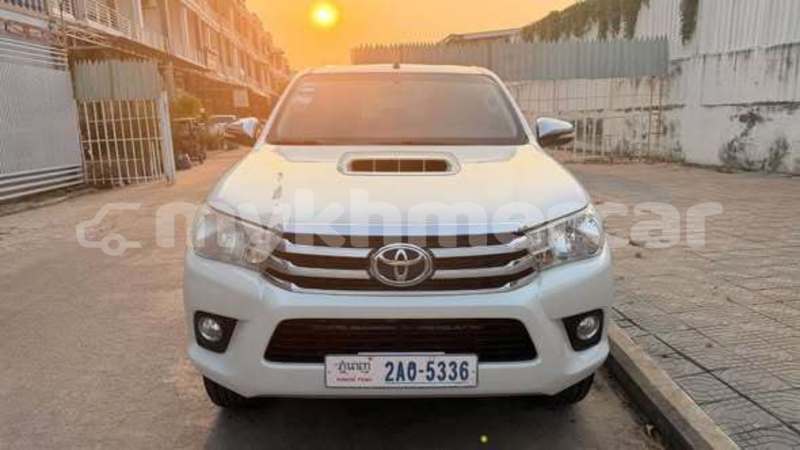 Big with watermark toyota hilux svay rieng province bavet 9922