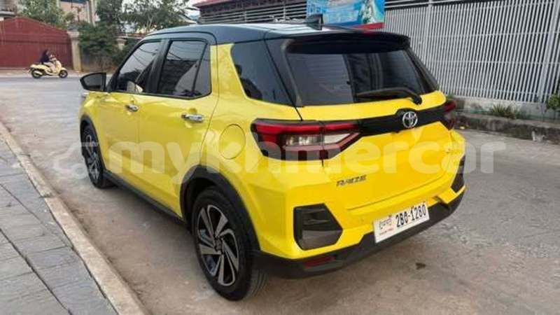 Big with watermark toyota ractis kampong speu province chbar mon 9924