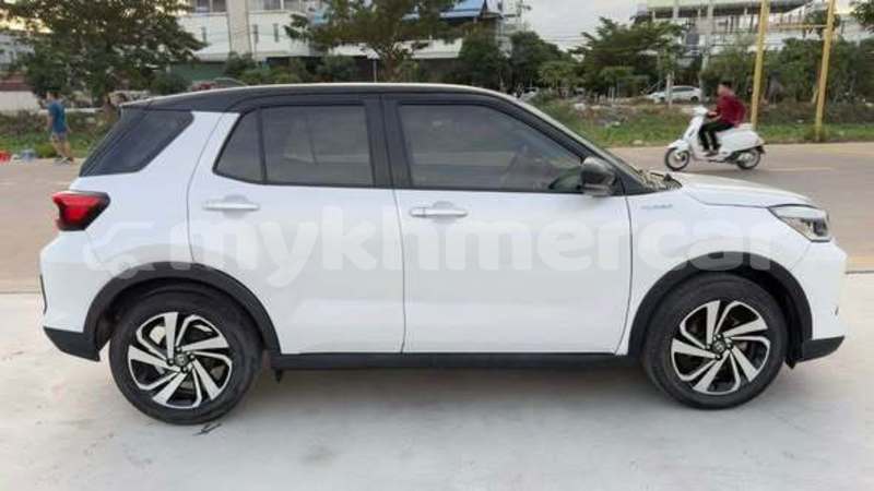 Big with watermark toyota ractis svay rieng province bavet 9925