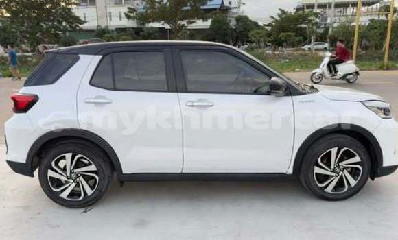 Buy Used Toyota Ractis Other Car in Bavet in Svay Rieng Province Buy Used Toyota Ractis Other Car in Bavet in Svay Rieng Province