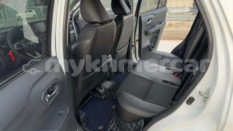 Big with watermark toyota ractis svay rieng province bavet 9925