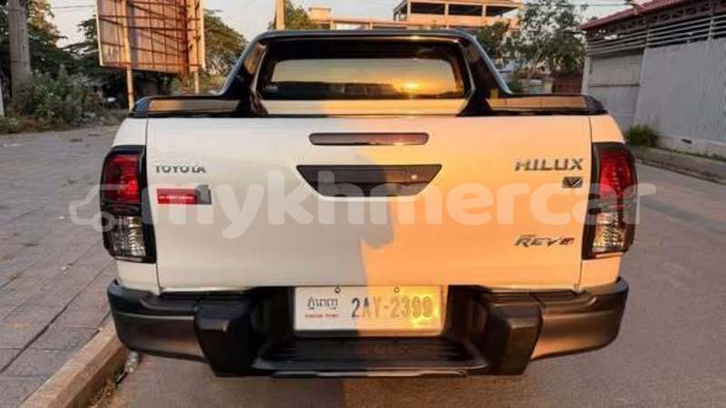 Big with watermark toyota hilux svay rieng province bavet 9927
