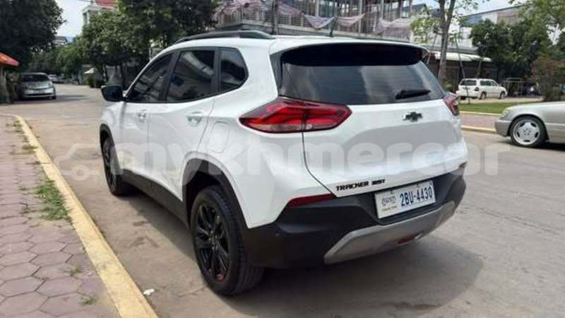 Big with watermark hyundai accent svay rieng province bavet 9929