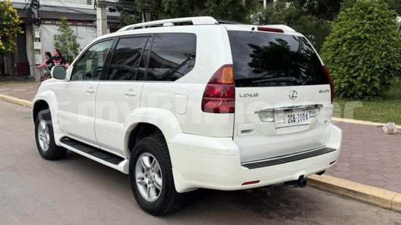 Big with watermark toyota highlander svay rieng province bavet 9932