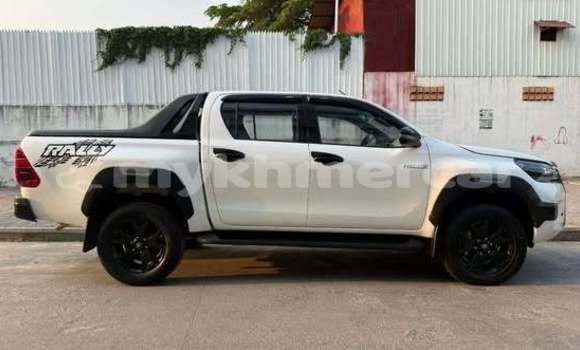 Buy Used Toyota RAV4 Other Car in Bavet in Svay Rieng Province Buy Used Toyota RAV4 Other Car in Bavet in Svay Rieng Province