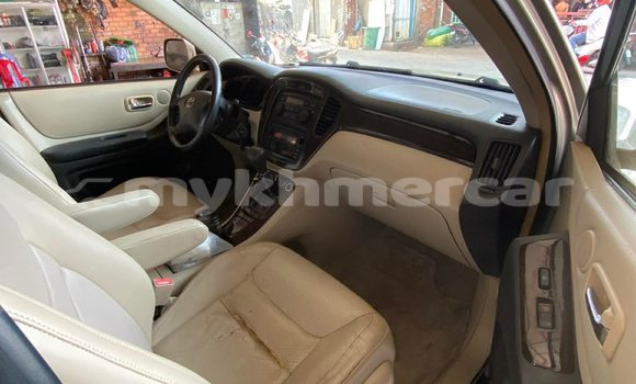 Buy Used Toyota Highlander Other Car in Phnom Penh in Phnom Penh Buy Used Toyota Highlander Other Car in Phnom Penh in Phnom Penh