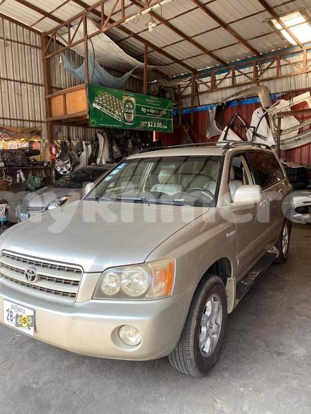 Big with watermark toyota highlander phnom penh phnom penh 9942