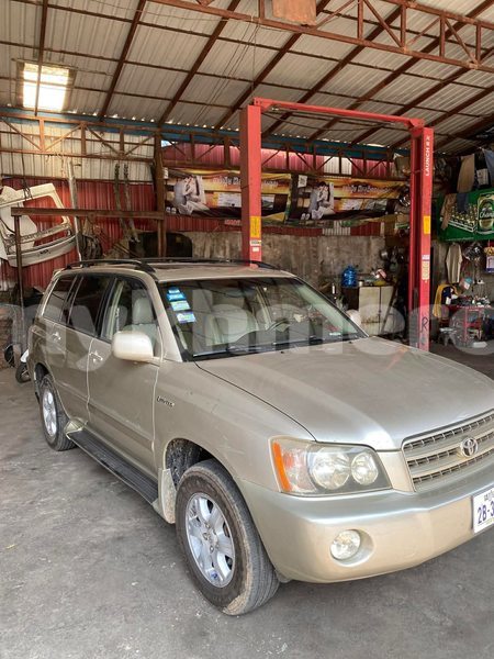 Big with watermark toyota highlander phnom penh phnom penh 9942