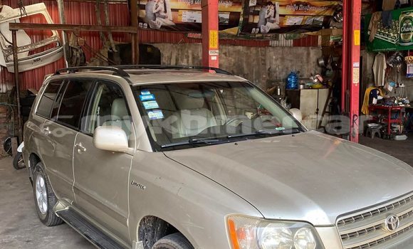 Buy Used Toyota Highlander Other Car in Phnom Penh in Phnom Penh Buy Used Toyota Highlander Other Car in Phnom Penh in Phnom Penh