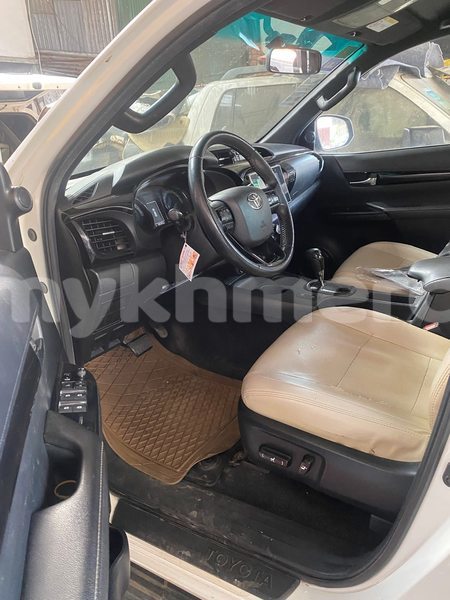 Big with watermark toyota hilux phnom penh phnom penh 9945