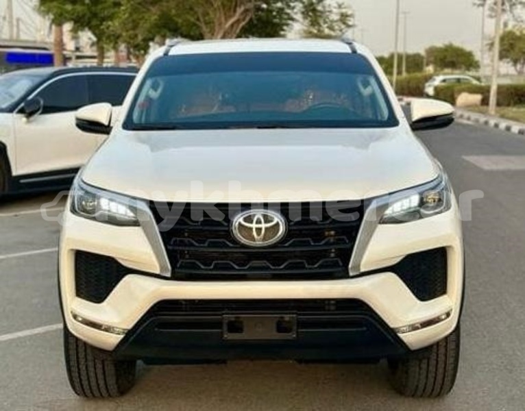 Big with watermark toyota fortuner phnom penh phnom penh 9947