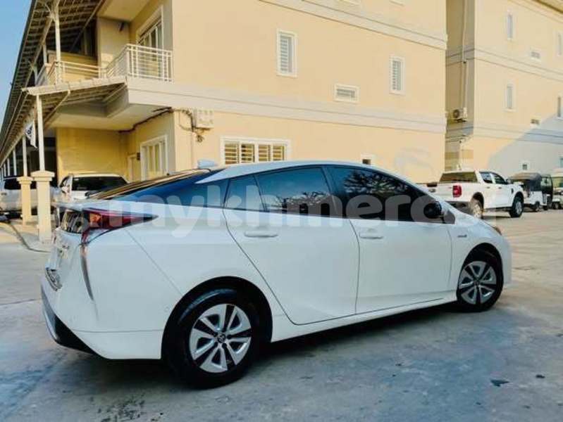 Big with watermark toyota prius svay rieng province bavet 9949