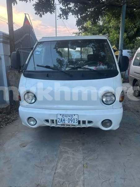 Big with watermark hyundai pony svay rieng province bavet 9950