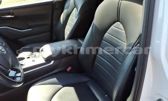 ទិញ បានប្រើ Toyota Highlander White ឡាន} ក្នុង Phnom Penh ក្នុង Phnom Penh ទិញ បានប្រើ Toyota Highlander White ឡាន} ក្នុង Phnom Penh ក្នុង Phnom Penh