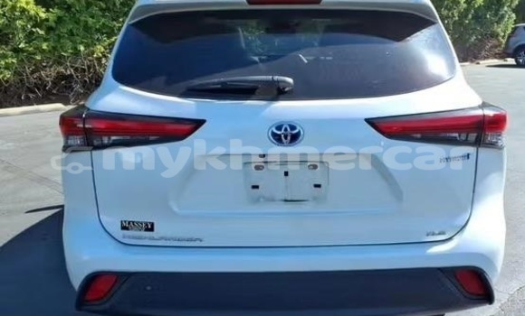 ទិញ បានប្រើ Toyota Highlander White ឡាន} ក្នុង Phnom Penh ក្នុង Phnom Penh ទិញ បានប្រើ Toyota Highlander White ឡាន} ក្នុង Phnom Penh ក្នុង Phnom Penh