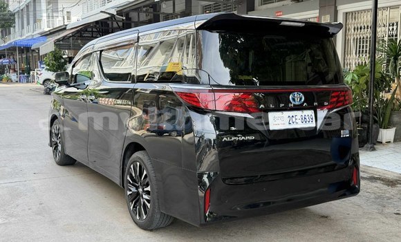 Buy Used Toyota Alphard Black Car in Phnom Penh in Phnom Penh Buy Used Toyota Alphard Black Car in Phnom Penh in Phnom Penh