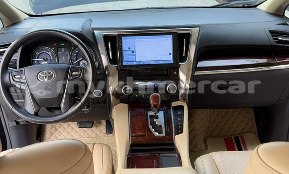 Buy Used Toyota Alphard Black Car in Phnom Penh in Phnom Penh Buy Used Toyota Alphard Black Car in Phnom Penh in Phnom Penh