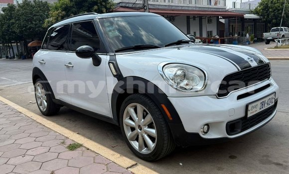 Buy Used Mini Cooper White Car in Phnom Penh in Phnom Penh