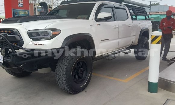 Buy Used Toyota Tacoma White Car in Phnom Penh in Phnom Penh Buy Used Toyota Tacoma White Car in Phnom Penh in Phnom Penh