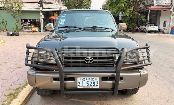 Buy Used Toyota Land Cruiser Black Car in Phnom Penh in Phnom Penh Buy Used Toyota Land Cruiser Black Car in Phnom Penh in Phnom Penh