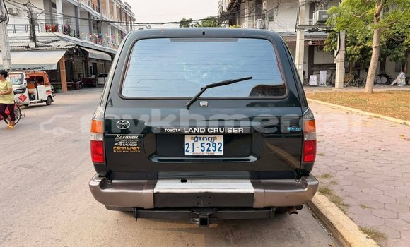 Buy Used Toyota Land Cruiser Black Car in Phnom Penh in Phnom Penh Buy Used Toyota Land Cruiser Black Car in Phnom Penh in Phnom Penh
