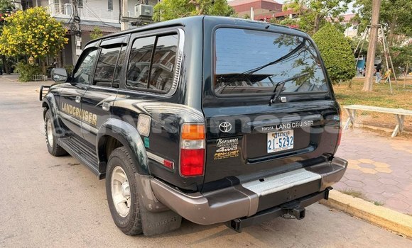 Buy Used Toyota Land Cruiser Black Car in Phnom Penh in Phnom Penh Buy Used Toyota Land Cruiser Black Car in Phnom Penh in Phnom Penh