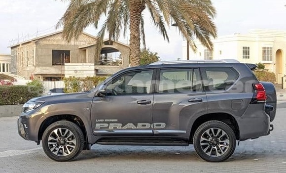 Acheter Occasion Voiture Toyota Land Cruiser Prado Blanc à Phnom Penh, Phnom Penh Acheter Occasion Voiture Toyota Land Cruiser Prado Blanc à Phnom Penh, Phnom Penh