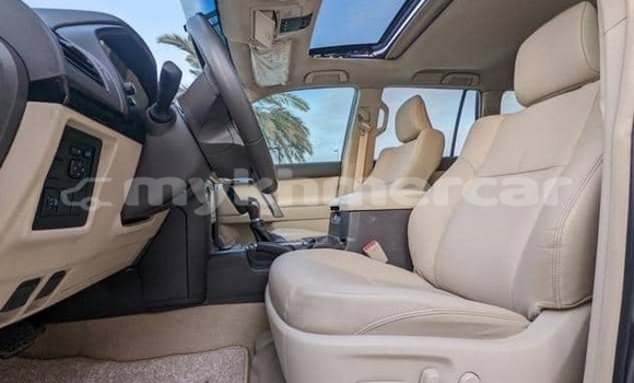 Acheter Occasion Voiture Toyota Land Cruiser Prado Blanc à Phnom Penh, Phnom Penh Acheter Occasion Voiture Toyota Land Cruiser Prado Blanc à Phnom Penh, Phnom Penh