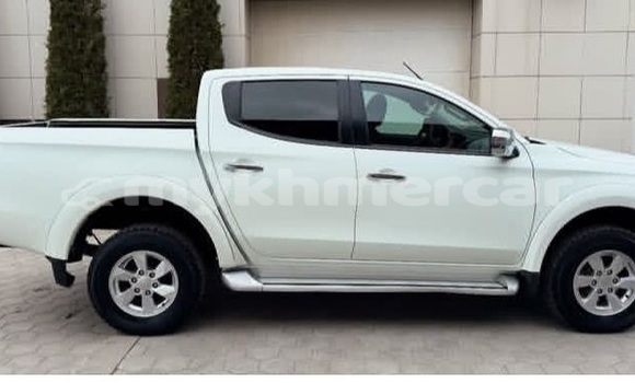 Acheter Occasion Voiture Mitsubishi L200 Blanc à Phnom Penh, Phnom Penh Acheter Occasion Voiture Mitsubishi L200 Blanc à Phnom Penh, Phnom Penh