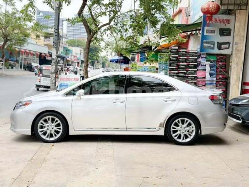 Big with watermark lexus hs kampong speu province chbar mon 9991