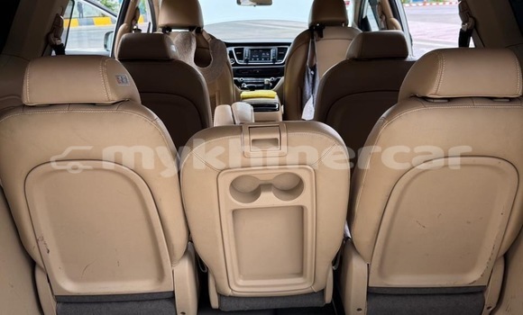 Acheter Occasion Voiture Kia Carnival Blanc à Phnom Penh, Phnom Penh Acheter Occasion Voiture Kia Carnival Blanc à Phnom Penh, Phnom Penh