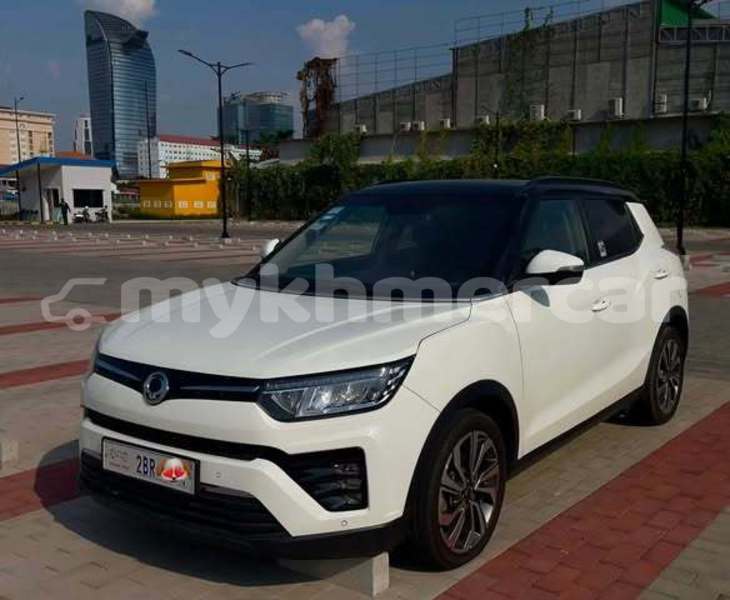 Big with watermark ssangyong tivoli takeo province doun kaev 10027