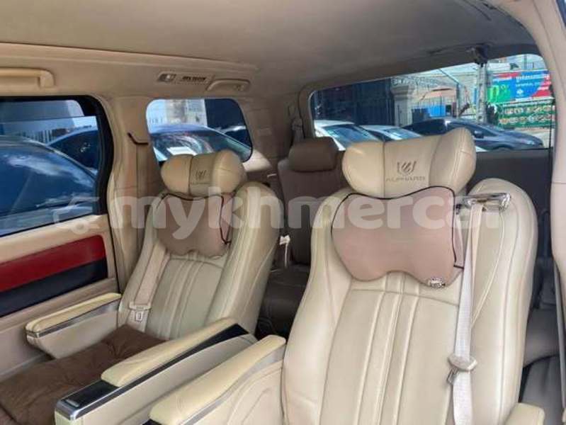 Big with watermark toyota alphard takeo province doun kaev 10028
