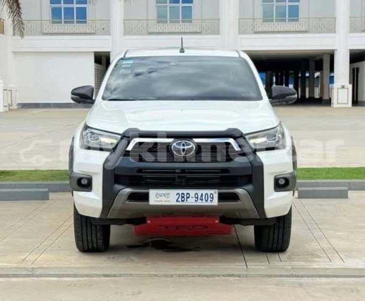 Big with watermark toyota regius svay rieng province bavet 10030