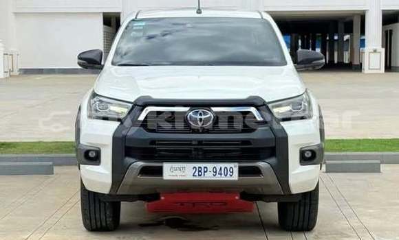 Buy Used Toyota Regius Other Car in Bavet in Svay Rieng Province