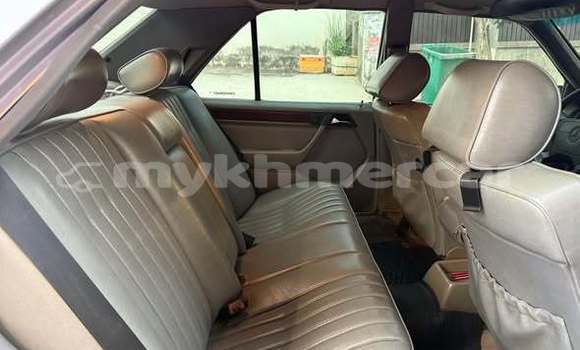 Acheter Occasion Voiture Mercedes Viano Autre à Dăm Thnăm, Kampot Province Acheter Occasion Voiture Mercedes Viano Autre à Dăm Thnăm, Kampot Province