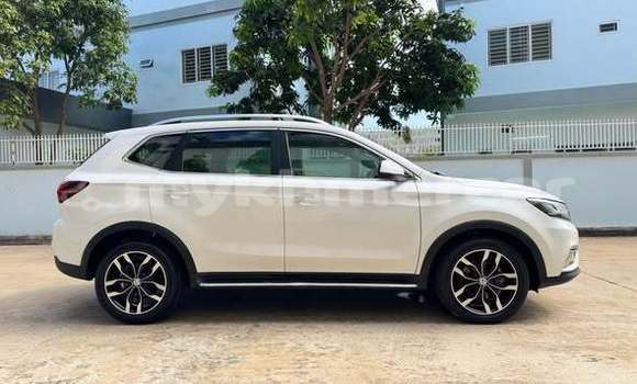 Buy Used Lexus RX 350 Other Car in Dăm Thnăm in Kampot Province Buy Used Lexus RX 350 Other Car in Dăm Thnăm in Kampot Province