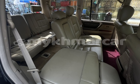 Buy Used Toyota Land Cruiser Black Car in Phnom Penh in Phnom Penh Buy Used Toyota Land Cruiser Black Car in Phnom Penh in Phnom Penh
