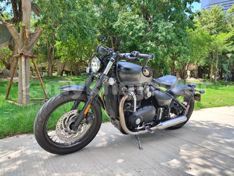 Big with watermark triumph bonneville phnom penh phnom penh 10044