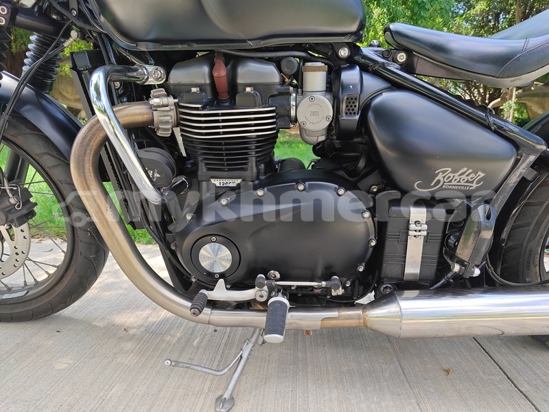 Big with watermark triumph bonneville phnom penh phnom penh 10044