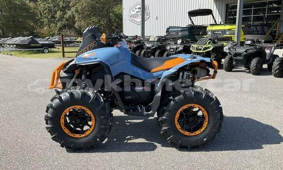 Buy New Yamaha TMAX Black Bike in Neak Leung in Prey Veng Province