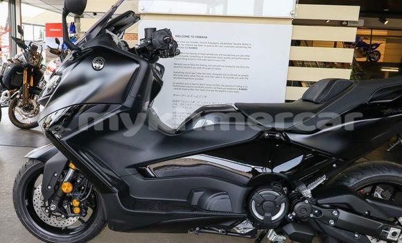 Buy New Yamaha TMAX Black Bike in Neak Leung in Prey Veng Province Buy New Yamaha TMAX Black Bike in Neak Leung in Prey Veng Province