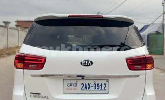 Buy Used Kia Carnival Other Car in Bavet in Svay Rieng Province Buy Used Kia Carnival Other Car in Bavet in Svay Rieng Province