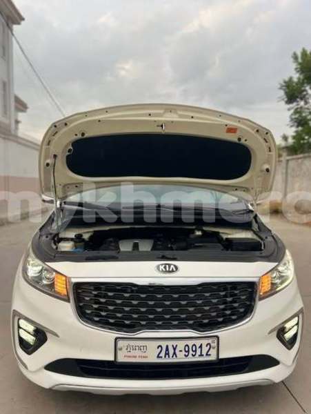 Big with watermark kia carnival svay rieng province bavet 10052