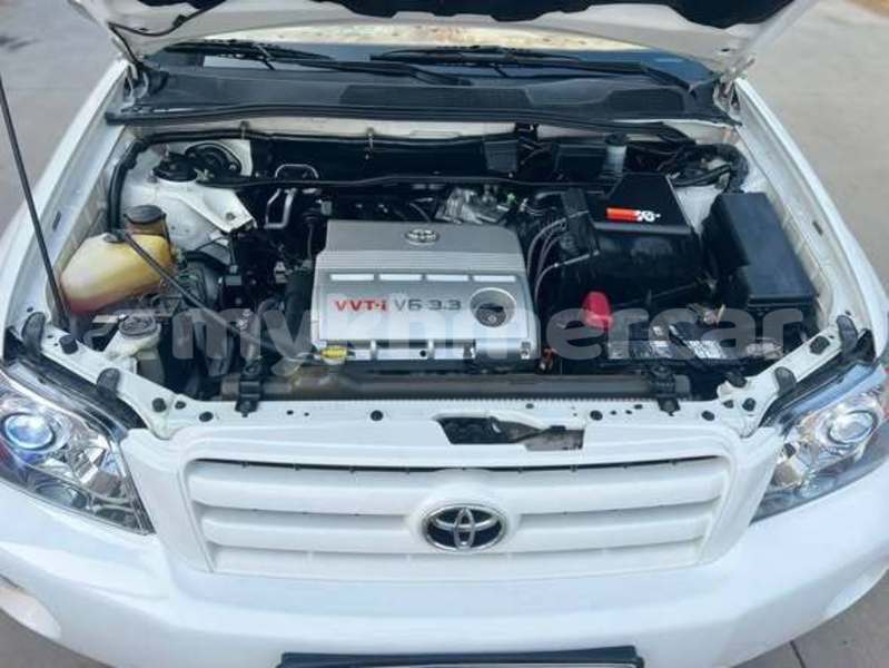 Big with watermark toyota highlander svay rieng province bavet 10054
